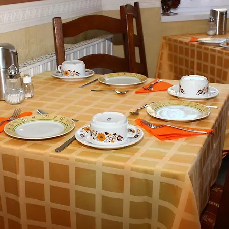 Kalman Panzio ベッド・アンド・ブレックファスト セゲド