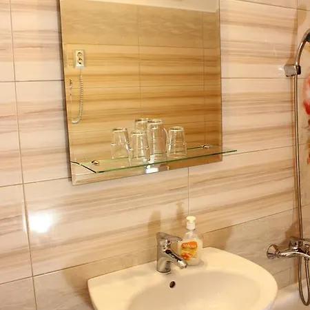 ベッド・アンド・ブレックファスト Kalman Panzio