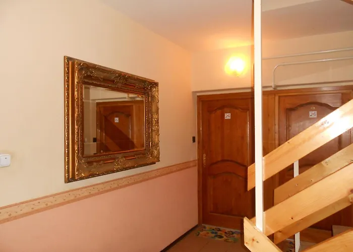 Oda ve Kahvaltı Kalman Panzio 4*