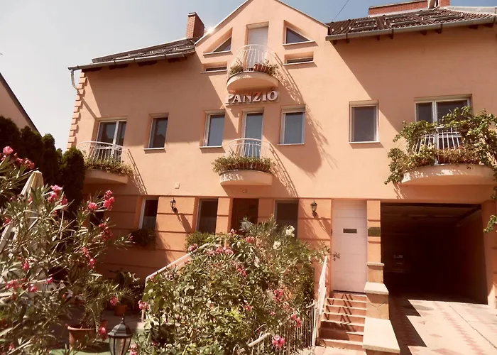 Bed and Breakfast Kalman Panzio Σέγκεντ