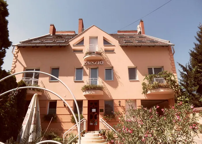 Bed & Breakfast Kalman Panzio