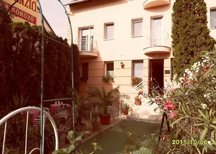 Bed & Breakfast Kalman Panzio 4*